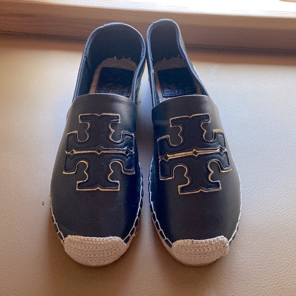 Tory Burch espadrilles size 9 black and gold